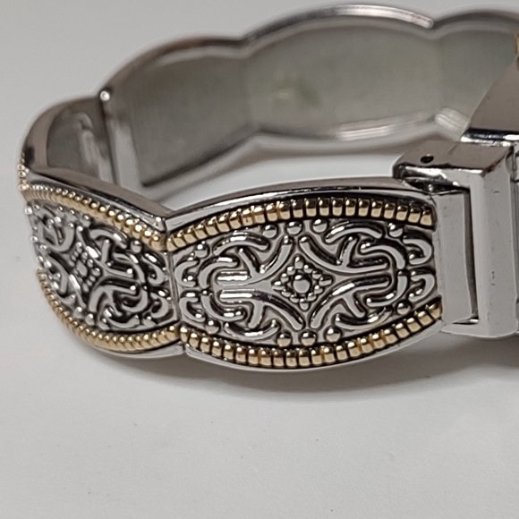 Silver Tone Decorative Metal Watch - Picture 8 of 13